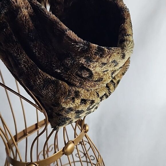 Animal Print Infinity Scarf - Picture 4 of 5